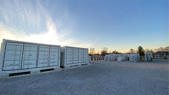 1MWh 5MWh 10MWh ESS transportó en contenedores el gabinete de sistema del almacenamiento de energía