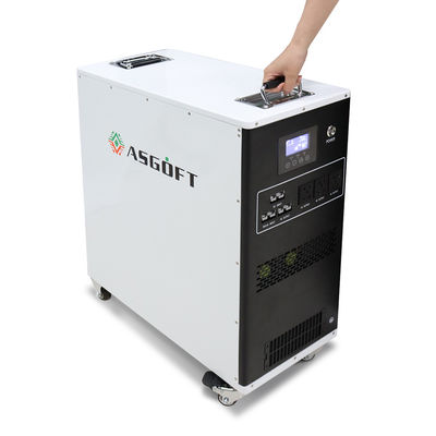 Todos en un almacenamiento portátil de la batería con 220Ah la batería del voltaje MPPT de la capacidad 25.6V con las ruedas y la manija bloqueables